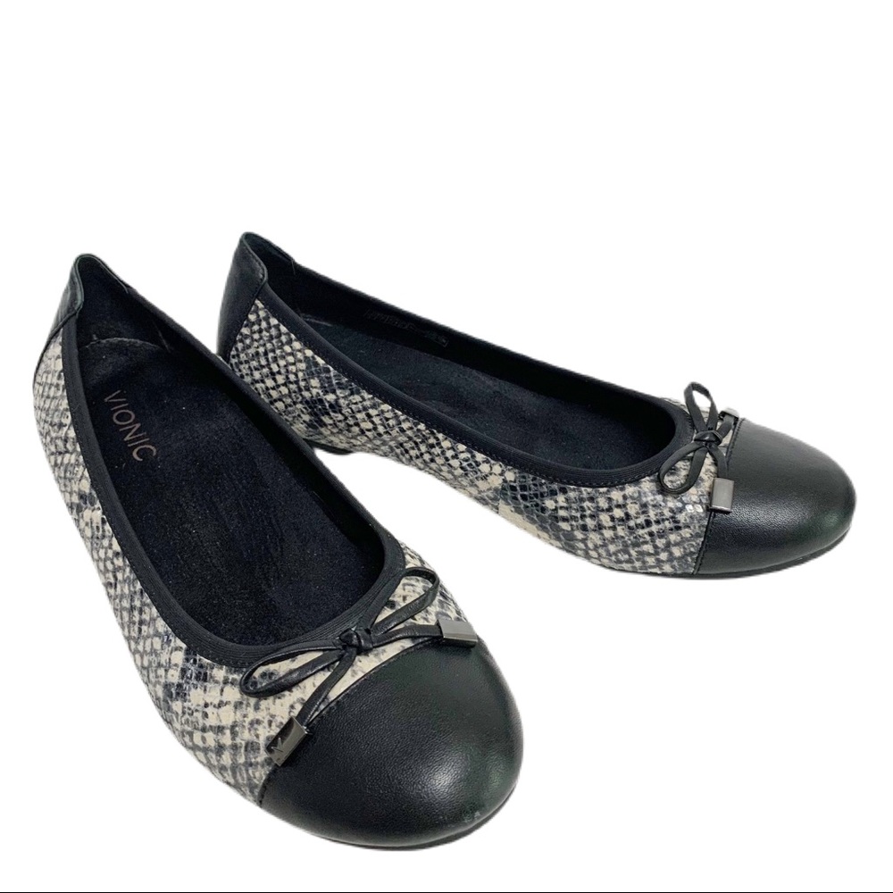 Vionic Minna Snake Print Cap Toe Ballet Flats sz 9